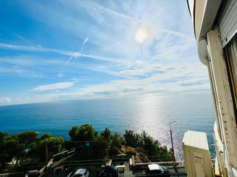 Suite Sunset 22 - Fronte Mare سانريمو المظهر الخارجي الصورة
