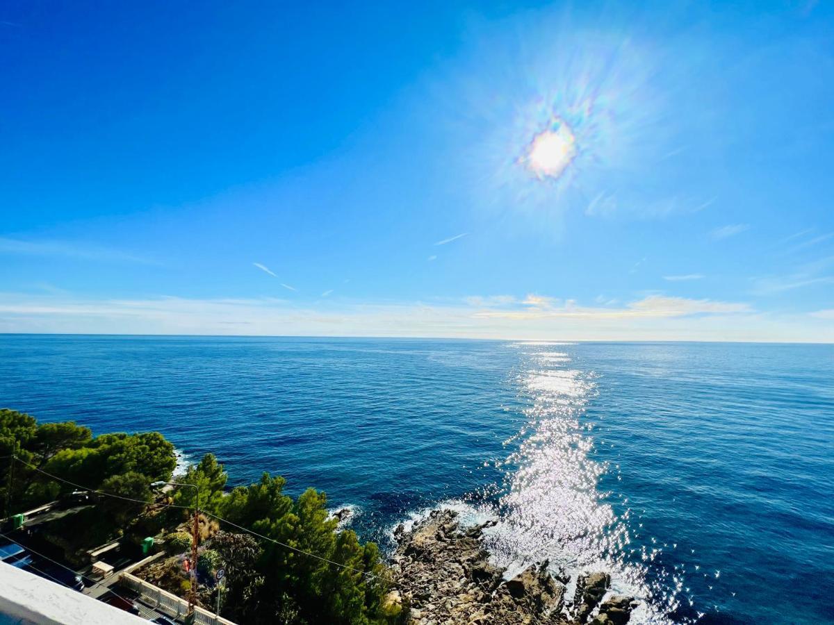 Suite Sunset 22 - Fronte Mare سانريمو المظهر الخارجي الصورة